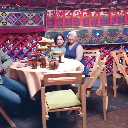 Son-Kul Lake Yurt Camp Mirbek Kochkor Exterior photo