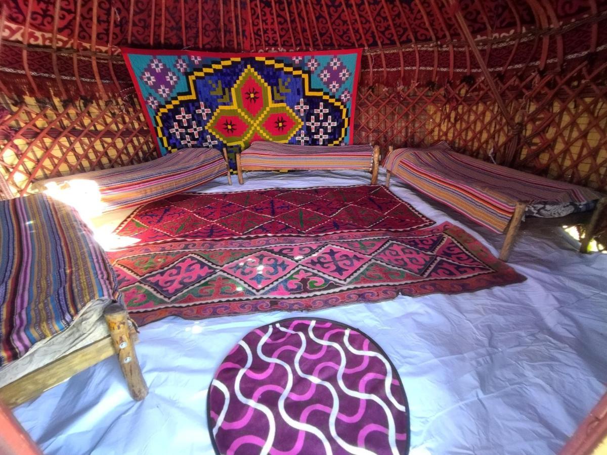 Son-Kul Lake Yurt Camp Mirbek Kochkor Exterior photo